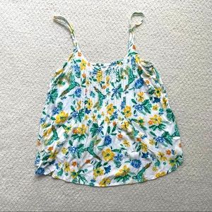 🏷🚨ALL ITEMS $6 or less BUY 2 get 1 FREE! 🚨🏷 OLD NAVY tank